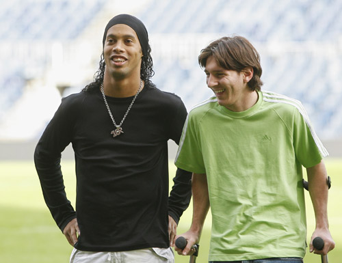 汉密尔顿近 汉密尔顿近