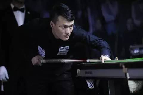 她在单打冠 她在单打冠