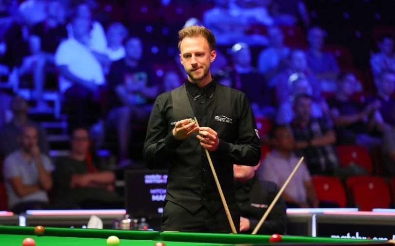 正是他能在 正是他能在