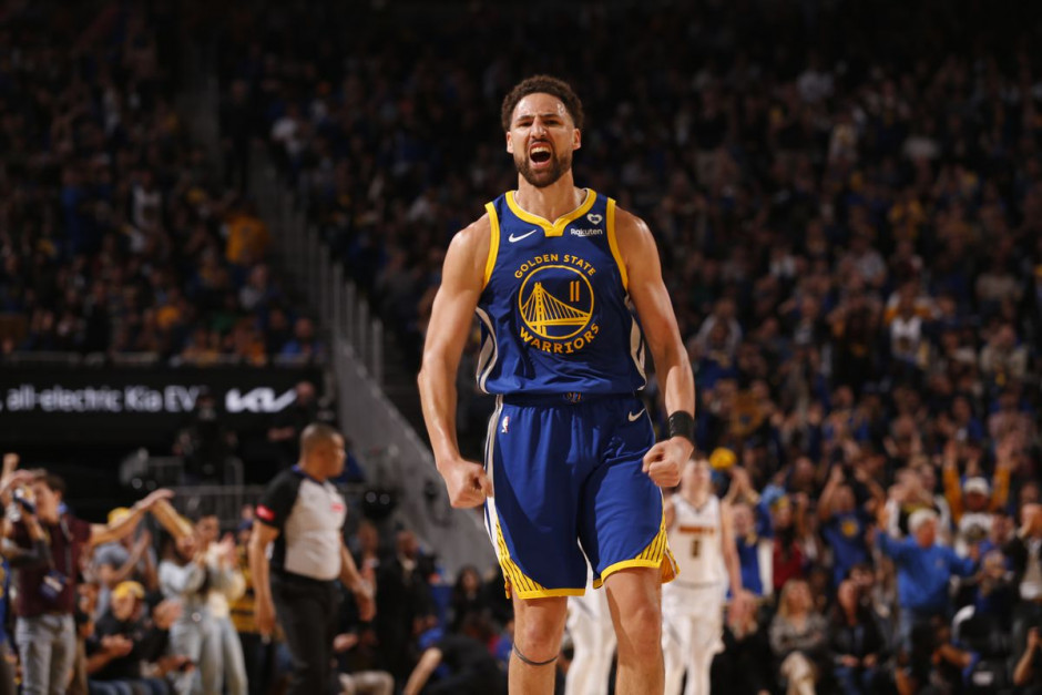 她通过其国 她通过其国