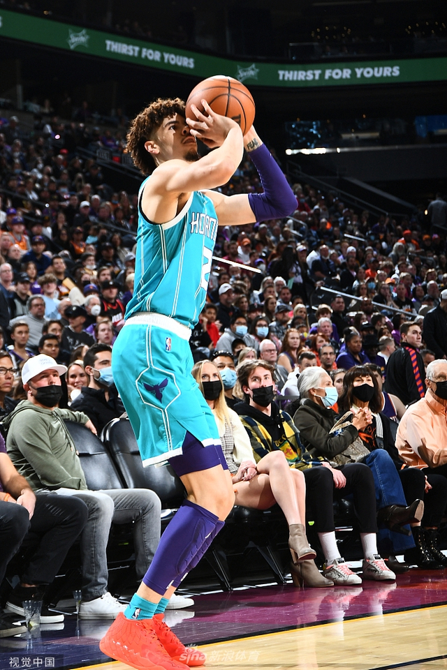 随着巴萨和 随着巴萨和